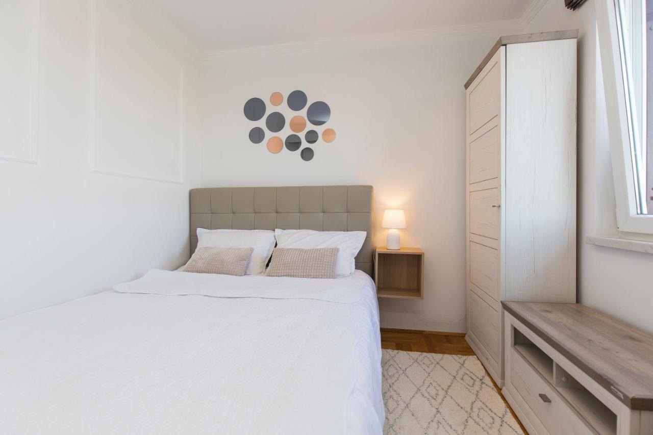 Apartment Parentium 포레치 외부 사진